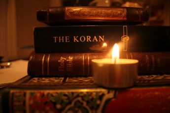 La crucifixión en las tres religiones divinas