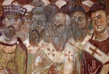 Papel de los primeros papas y del Primer Concilio de Nicea en el establecimiento del cristianismo contemporáneo. La tradición cristiana en la balanza